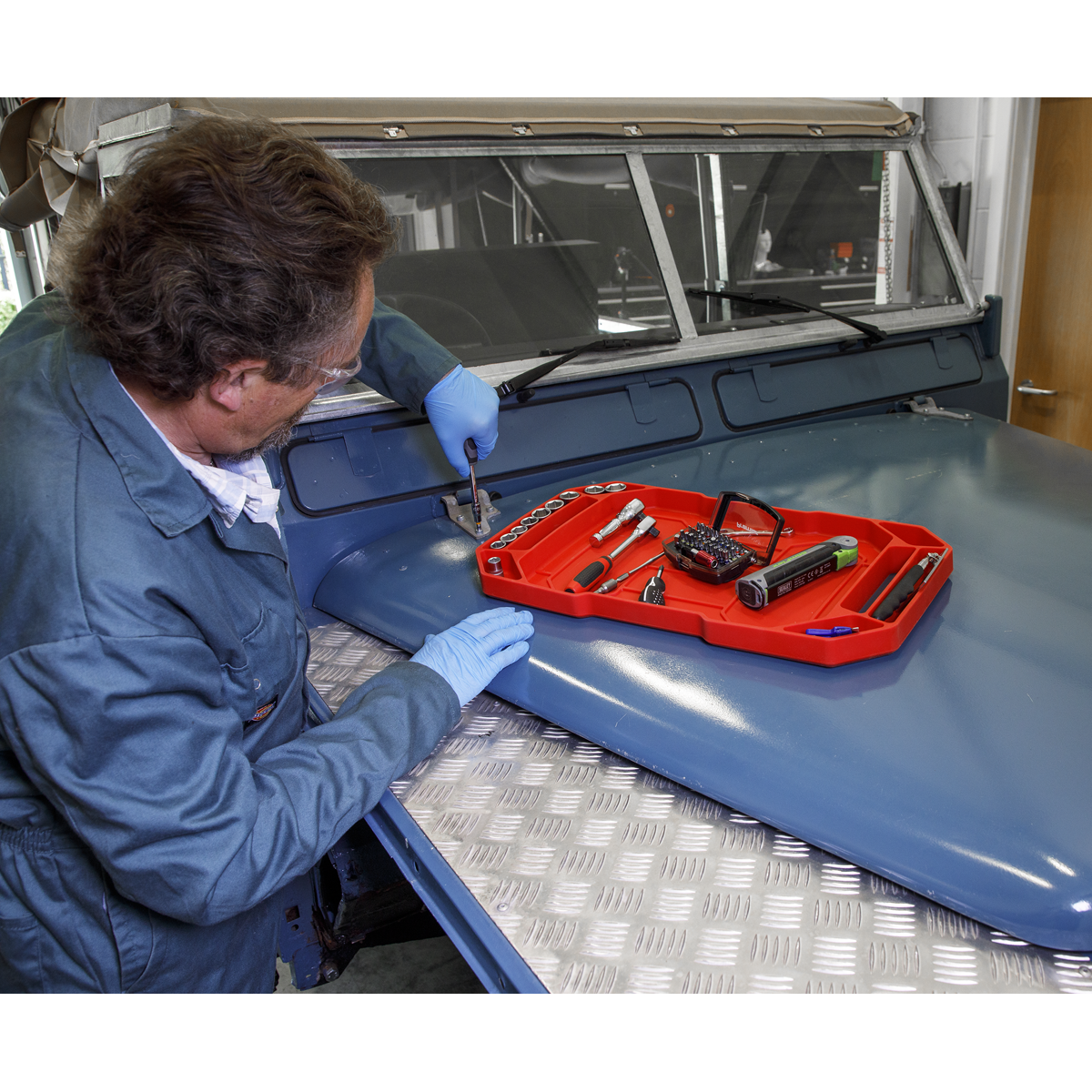 Flexible Tool Tray Non-Slip - 590 x 305 x 40mm
