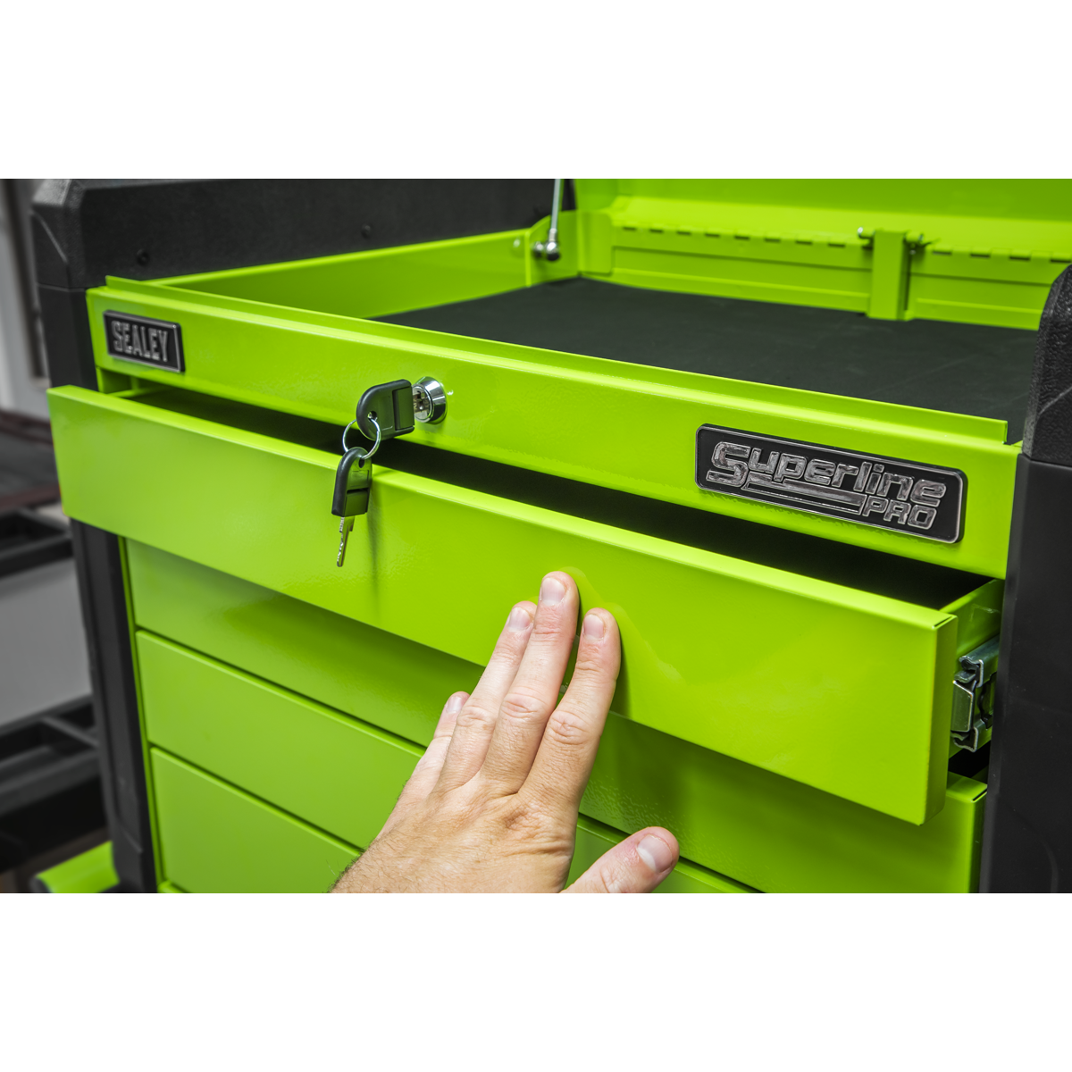 4 Drawer Push-to-Open Topchest with Ball-Bearing Slides - Hi-Vis Green