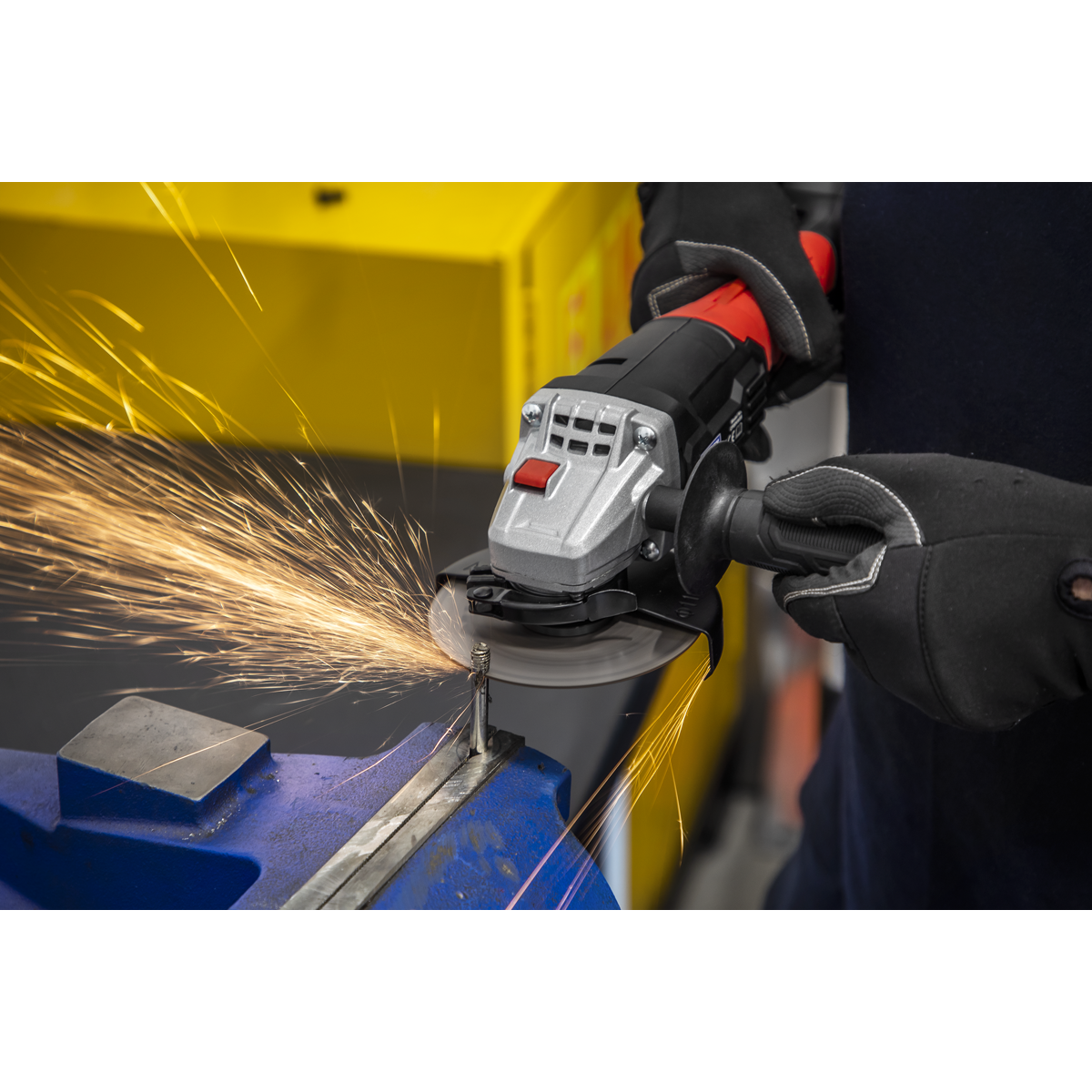 Cordless Angle Grinder Ø115mm 20V SV20 Series - Body Only