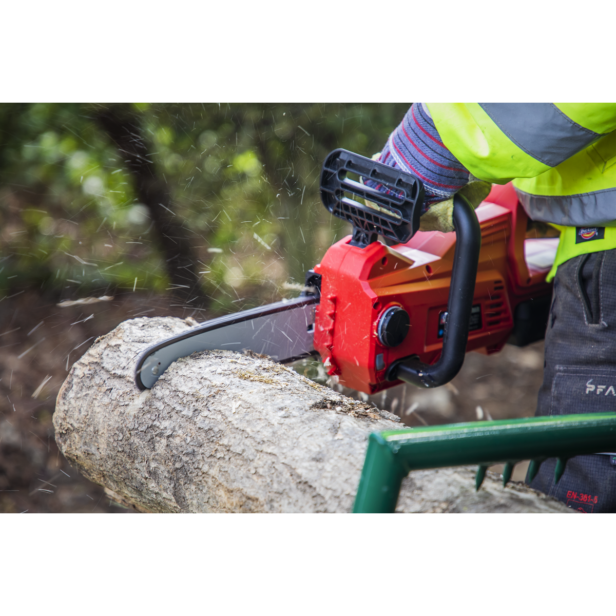 Cordless Chainsaw 20V SV20 Series 25cm - Body Only