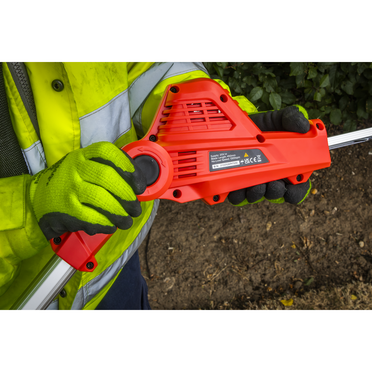 Pole Hedge Trimmer 20V 45cm SV20 Series Cordless Accessory