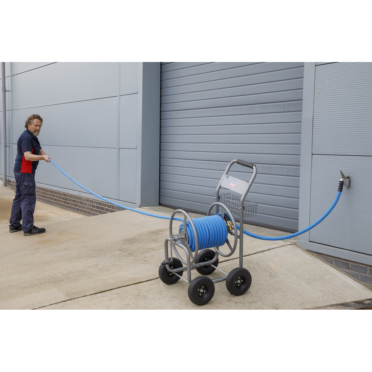 Heavy-Duty Hose Reel Cart with 15m Heavy-Duty Ø19mm Hot & Cold Rubber Water Hose