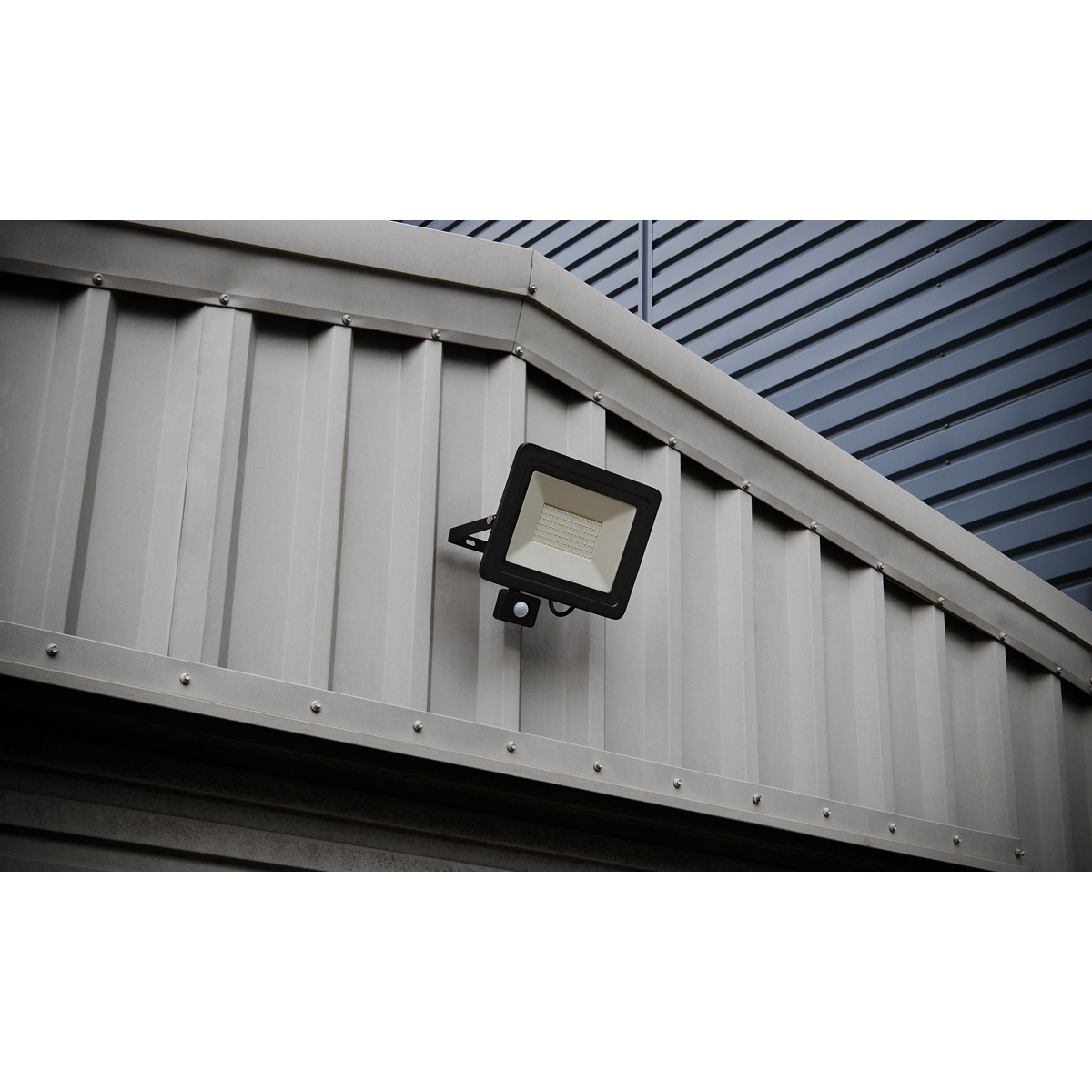 Extra-Slim Floodlight with PIR Sensor 50W SMD LED