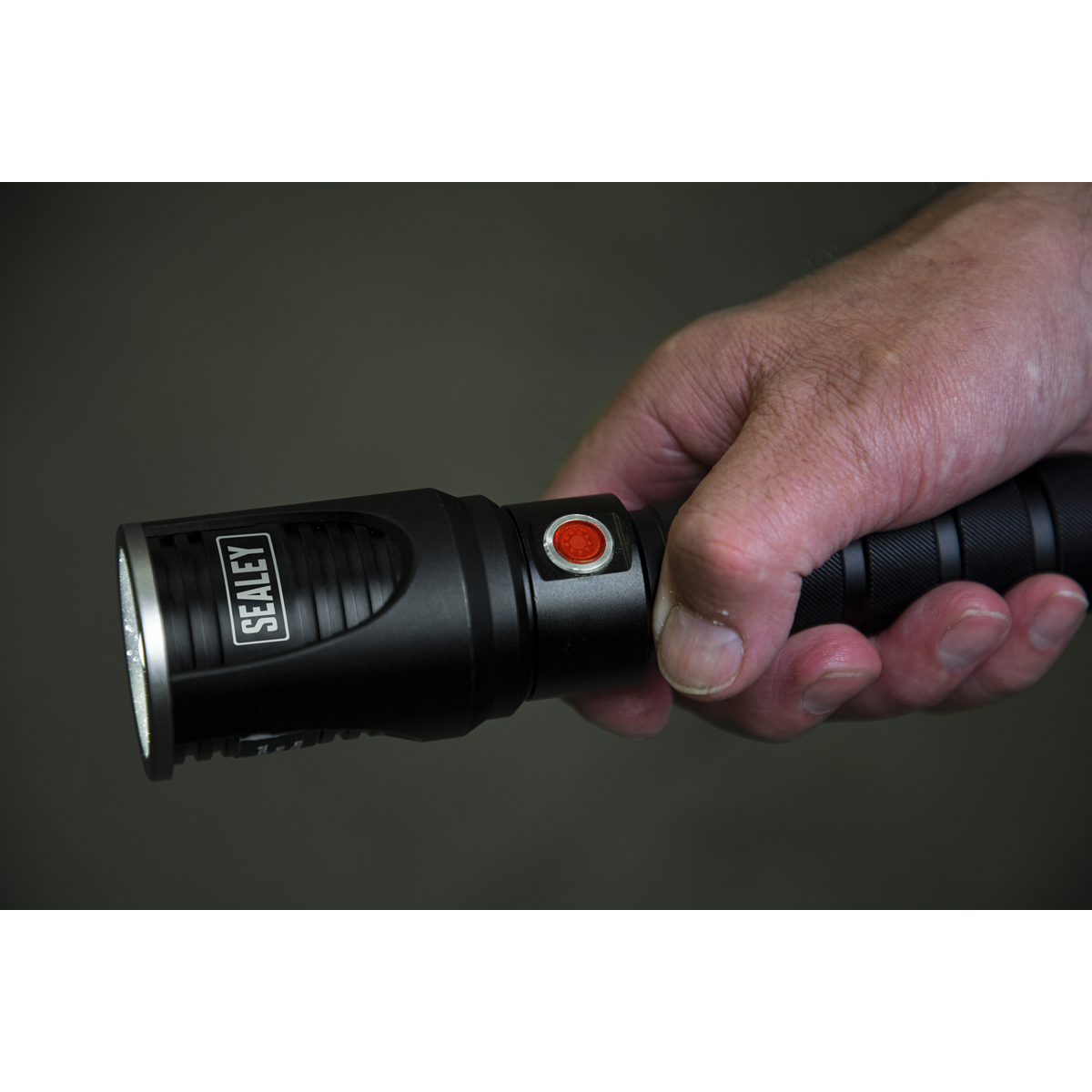 Aluminium Torch 5W SMD LED Adjustable Focus Rechargeable with USB Port