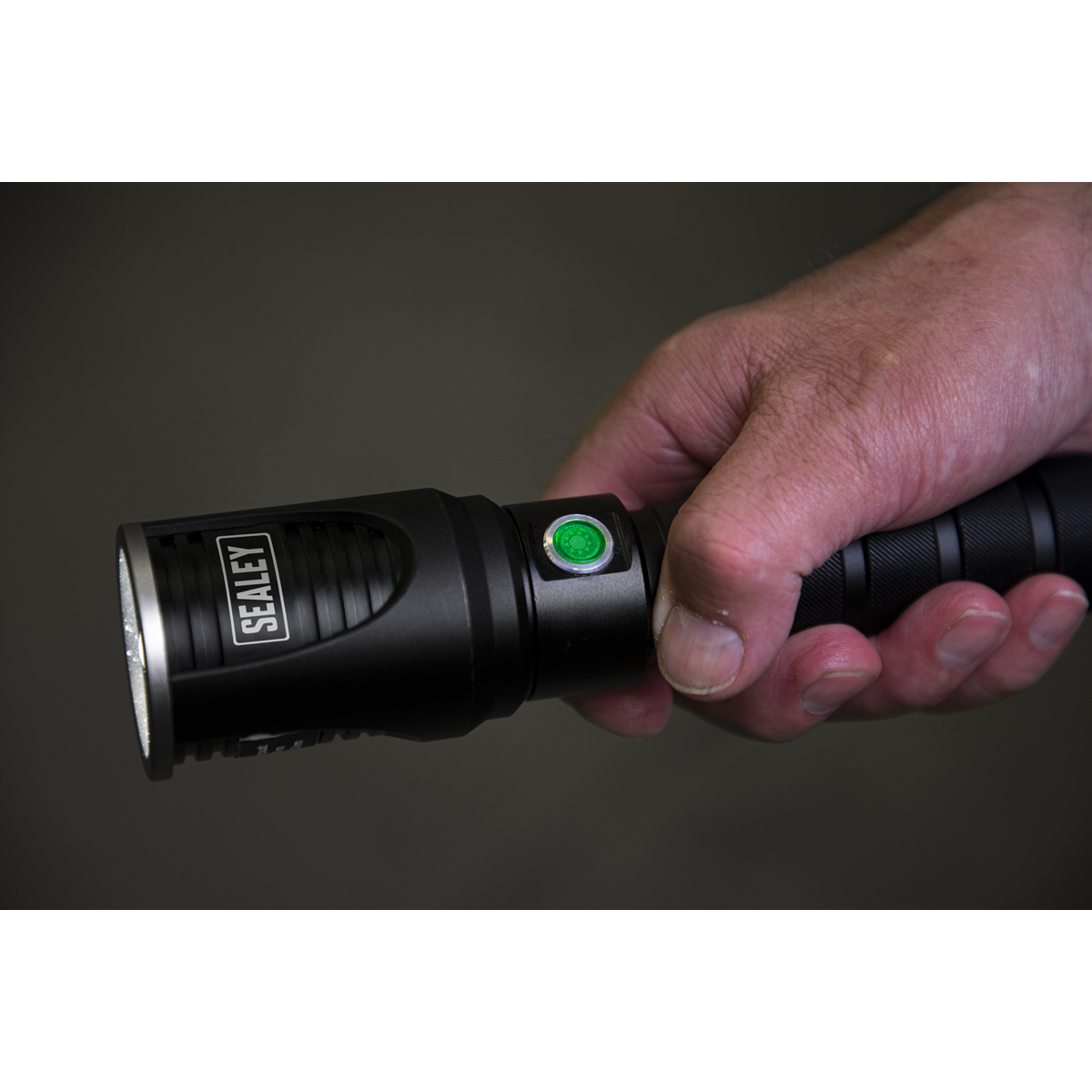 Aluminium Torch 20W SMD LED Adjustable Focus Rechargeable with USB Port