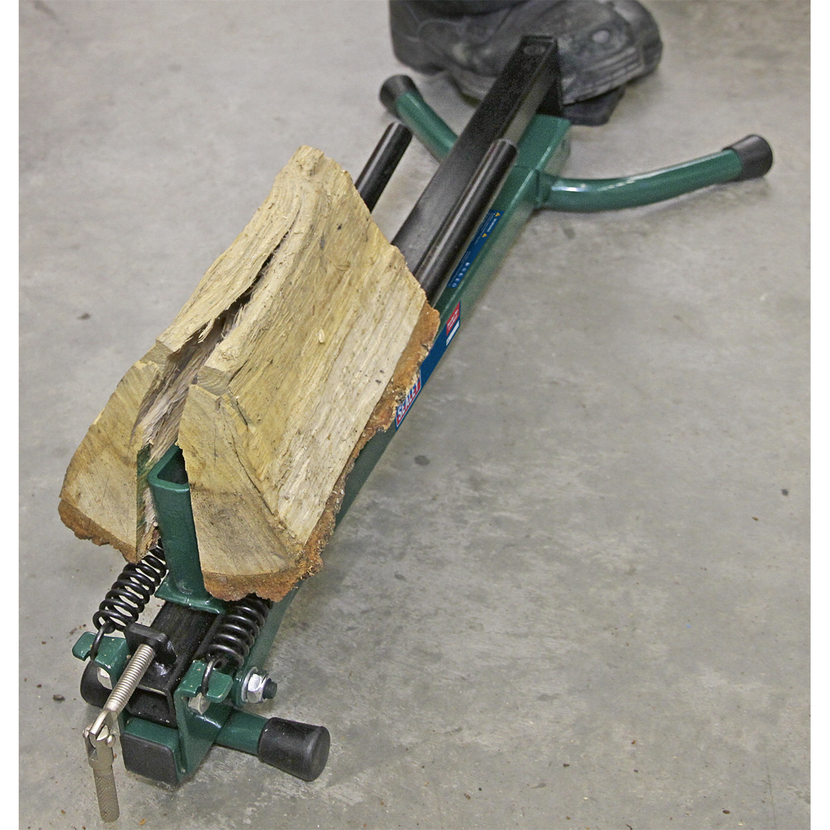 Log Splitter Foot Operated - Horizontal