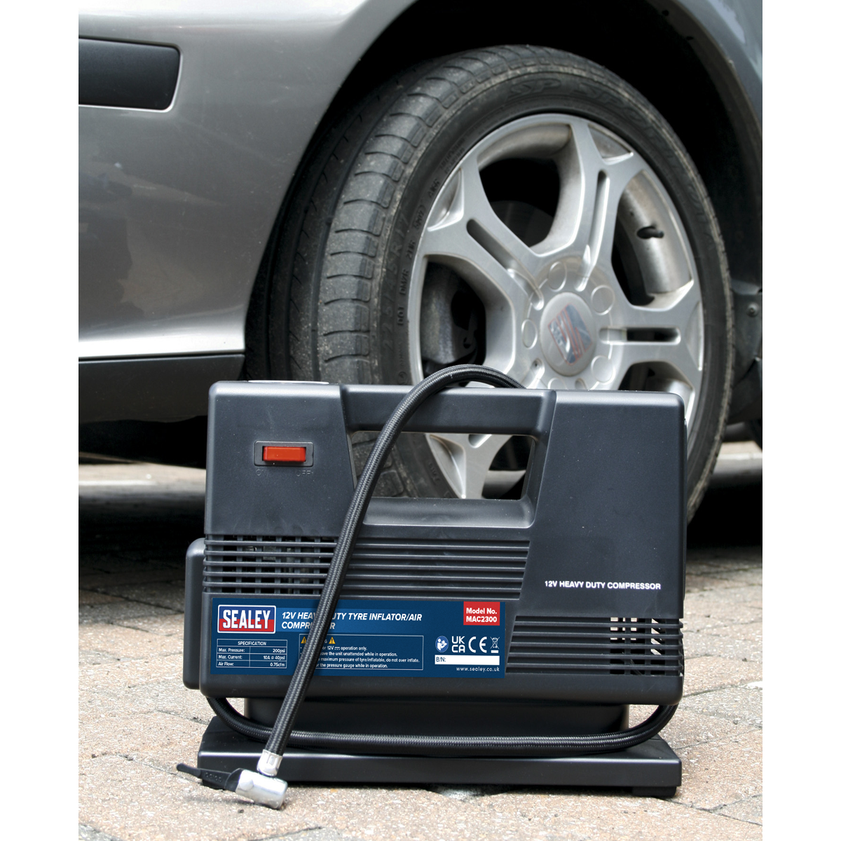 Tyre Inflator/Air Compressor 12V Heavy-Duty