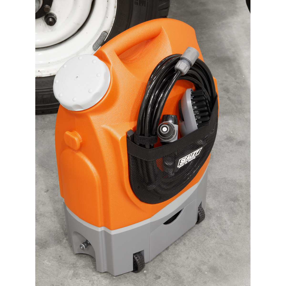 Pressure Washer 12V Rechargeable