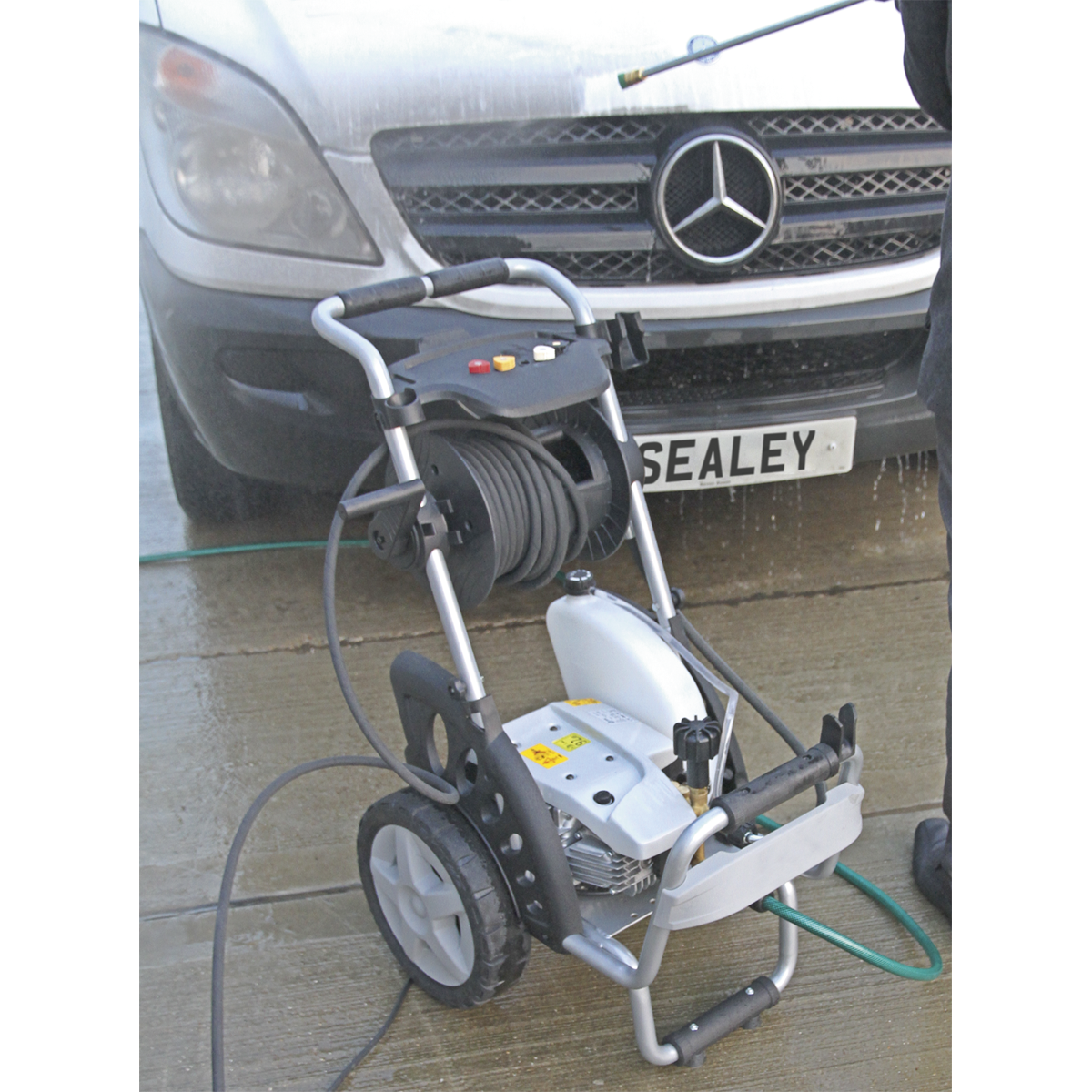 Professional Pressure Washer 150bar with TSS & Nozzle Set 230V