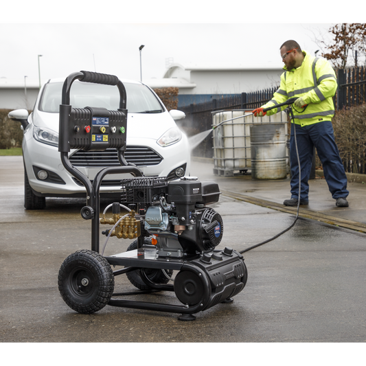 Pressure Washer 220bar 540L/hr Self-Priming 6.5hp Petrol