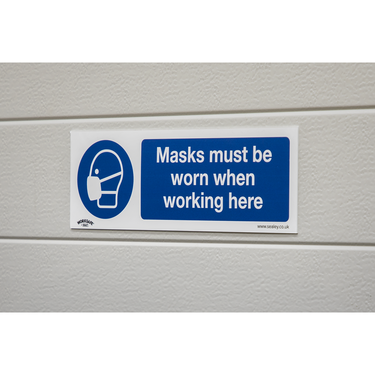 Mandatory Safety Sign - Masks Must Be Worn - Rigid Plastic - Pack of 10