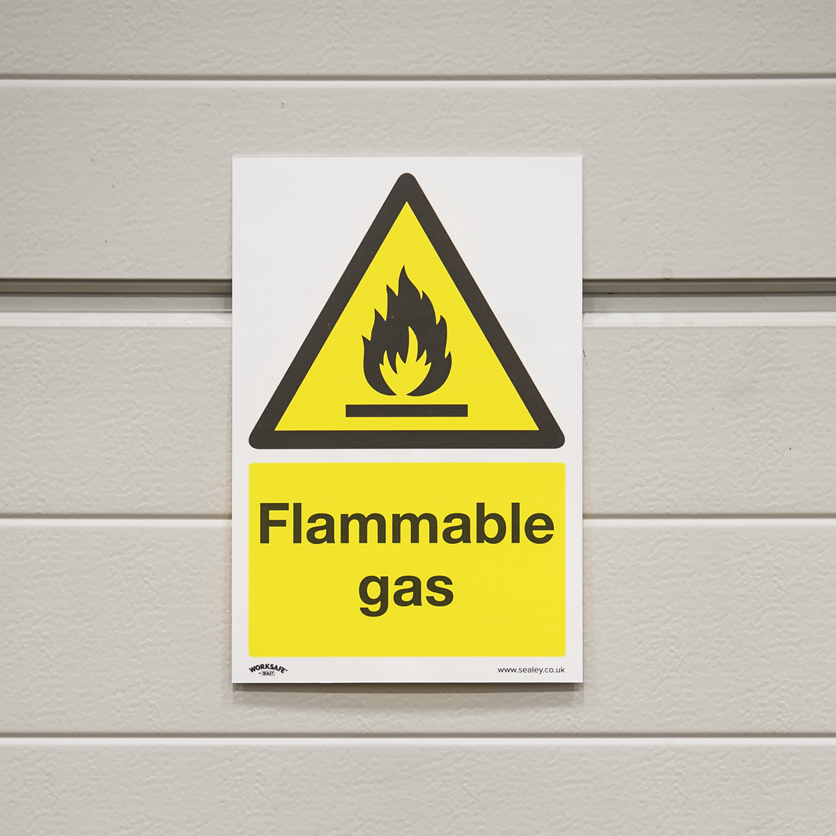 Warning Safety Sign - Flammable Gas - Self-Adhesive Vinyl - Pack of 10