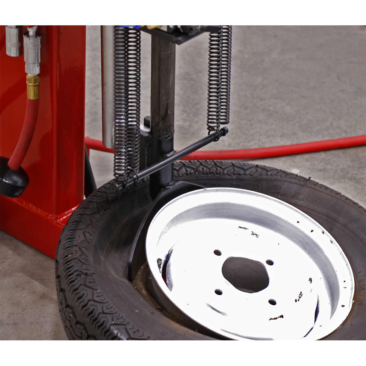 Tyre Changer Pneumatic/Manual Operation