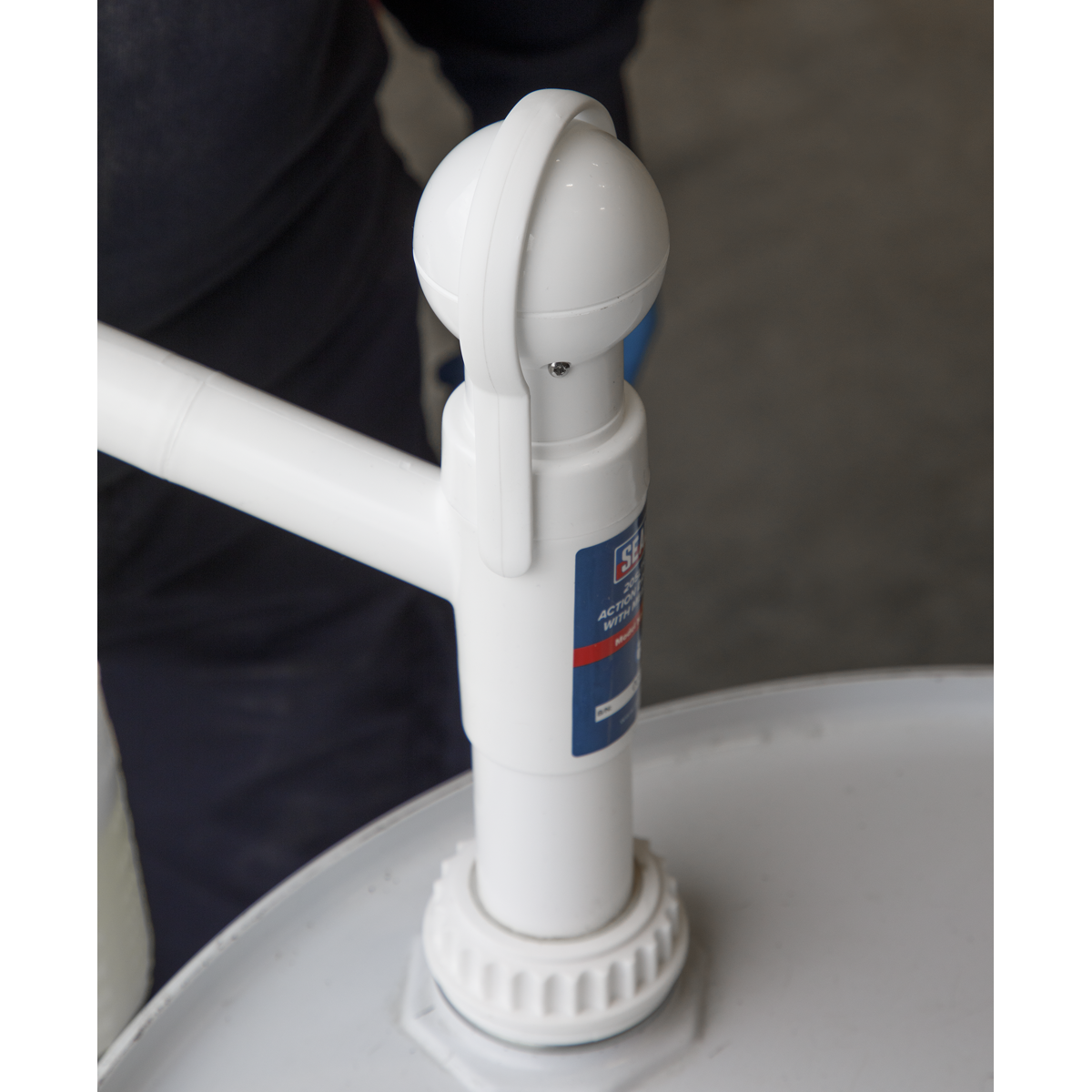 Lift Action Drum Pump with Measure Kit 205L