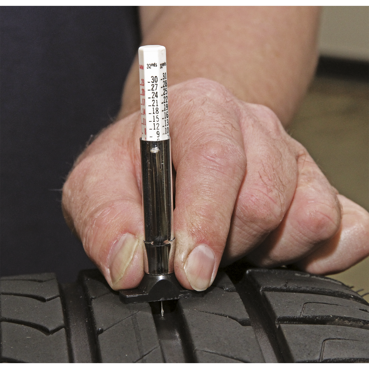 Tyre Tread Depth Gauge - Pocket Type