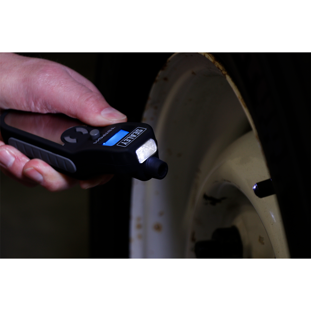 Digital Tyre Pressure & Tread Depth Gauge