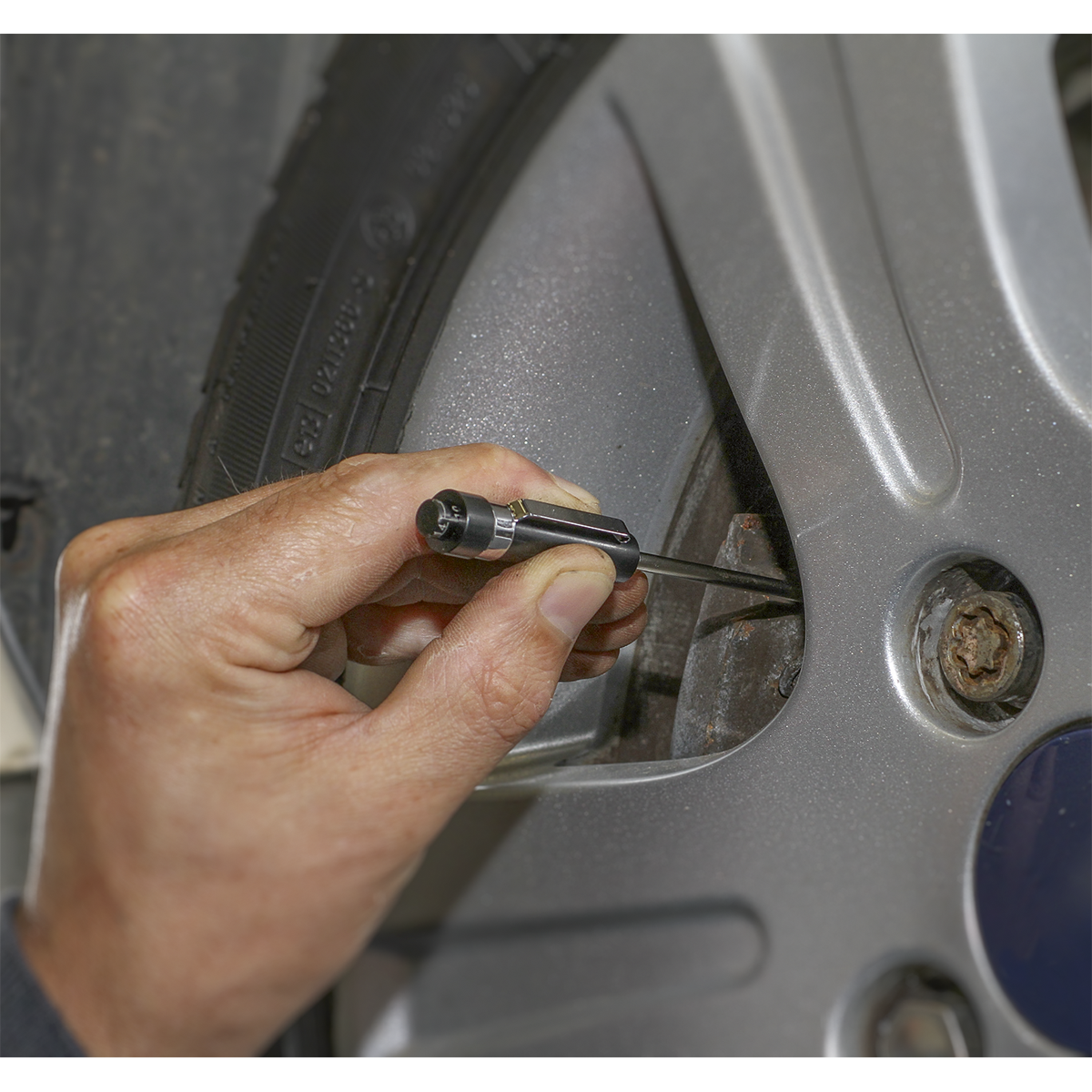 Brake Pad Thickness Gauge