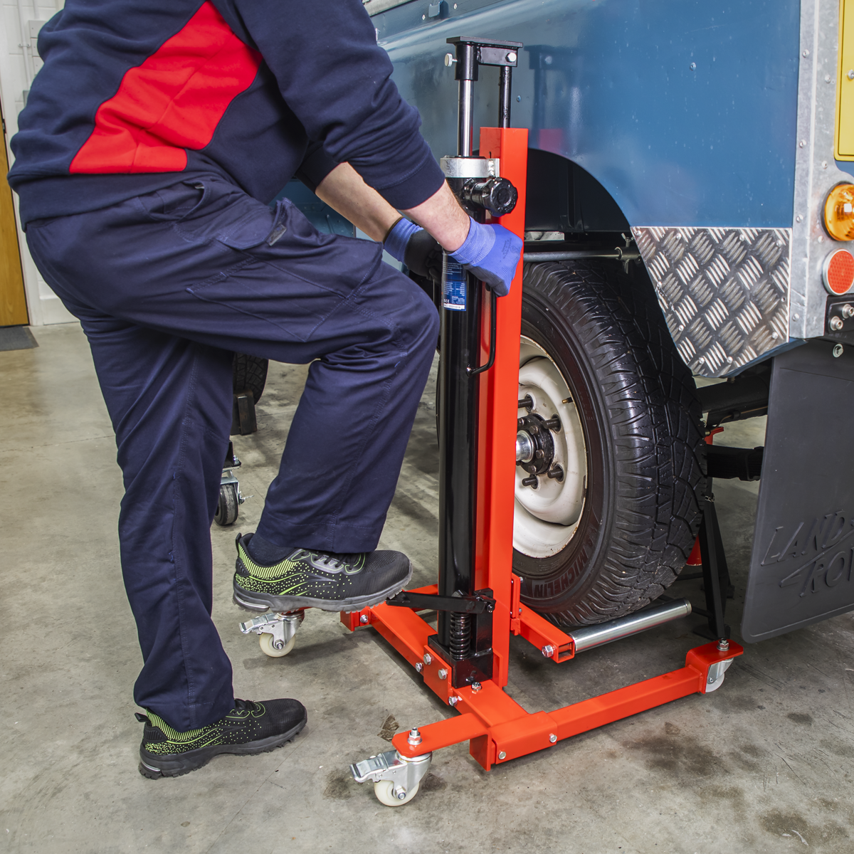 Wheel Removal/Lifter Trolley 80kg Quick Lift