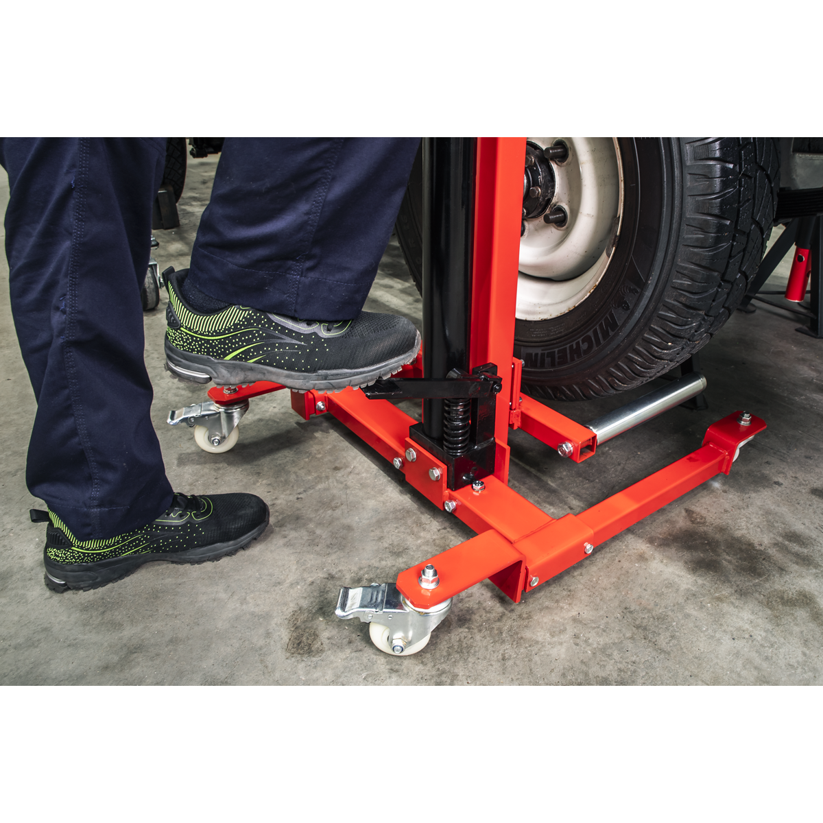 Wheel Removal/Lifter Trolley 80kg Quick Lift